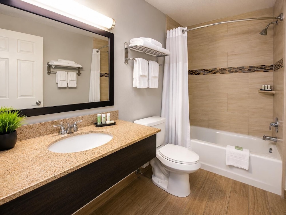 Evergreen Inn 47/50