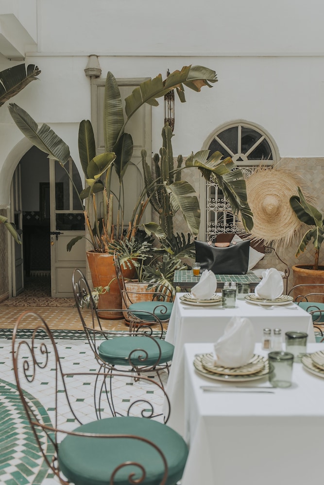 Riad Oriental Glory and Spa 63/69