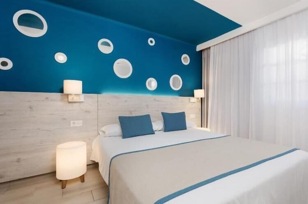 R2 Bahia Kontiki Beach Aparthotel 20/60