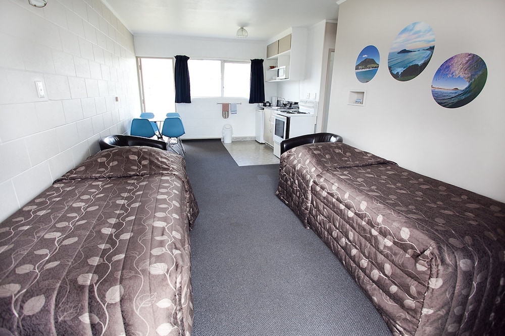 Blue Haven Motel 24/50