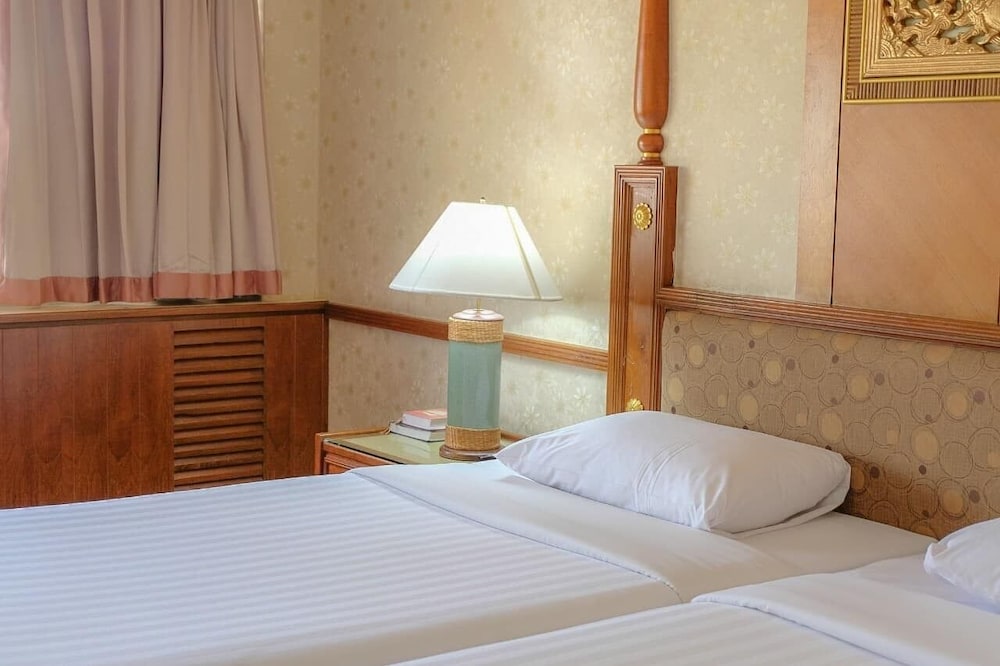 Asia Pattaya Hotel 27/78