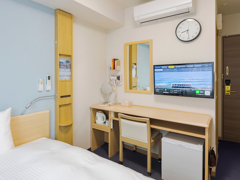 Toyoko Inn Kagoshima-chuo-eki Higashi-guchi 15/56