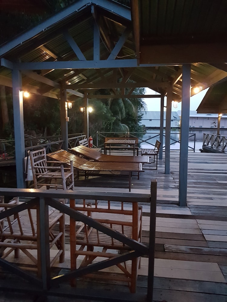 Sugar Cane Guest House 1 16/50