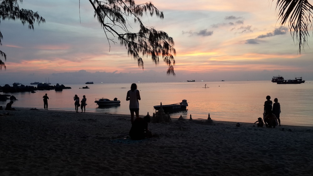 Woodlawn Villas Resort 56/66