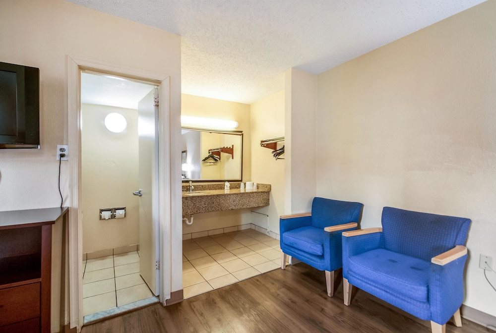 Motel6 Washington, DC - Convention Center 23/37
