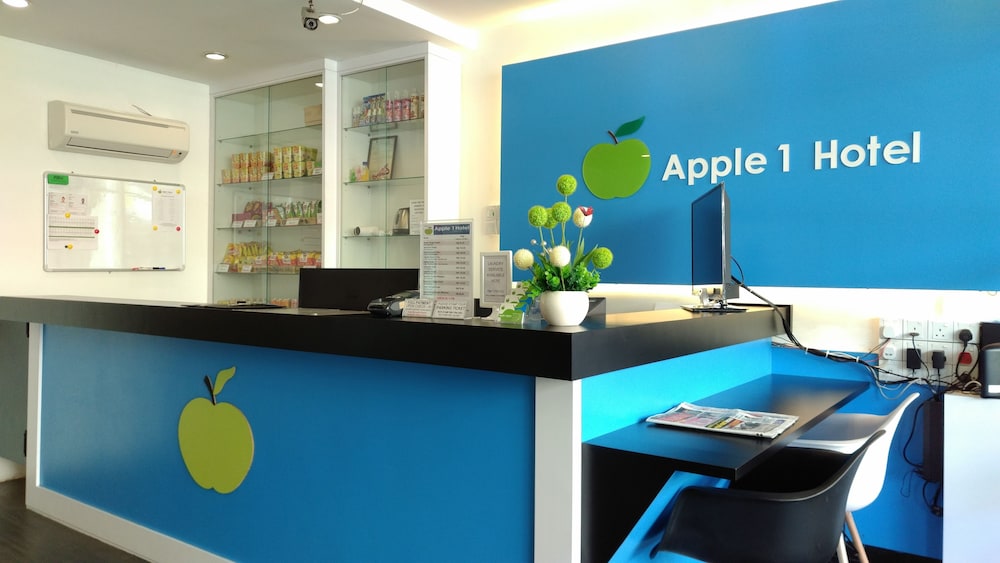 Apple 1 Hotel Queensbay 53/64