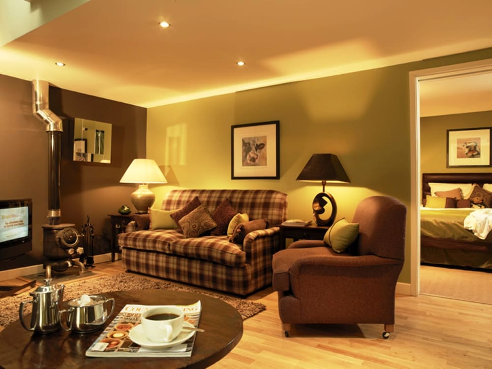 Feversham Arms Hotel Verbena Spa 48/75