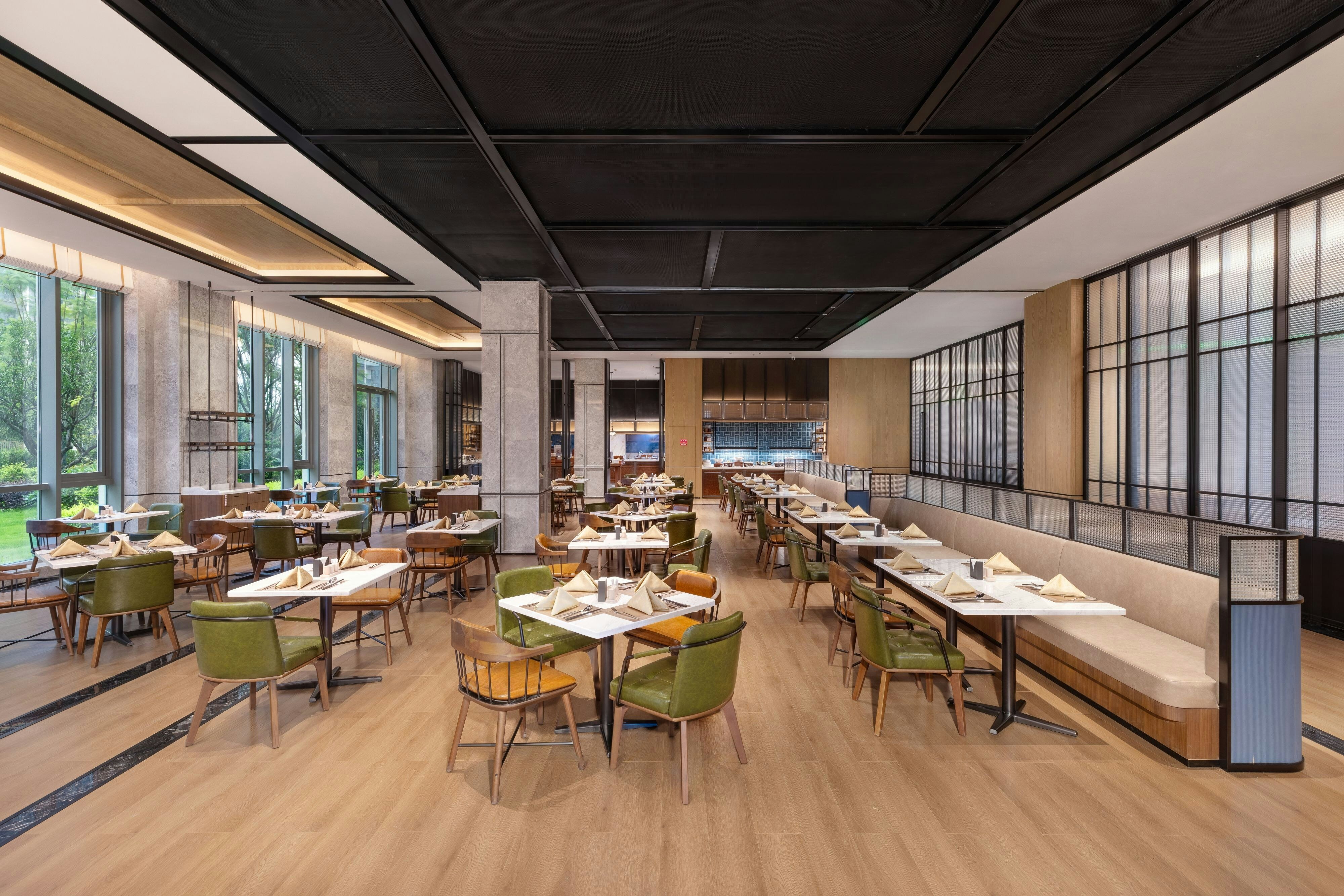 Four Points By Sheraton Leshan 6/8