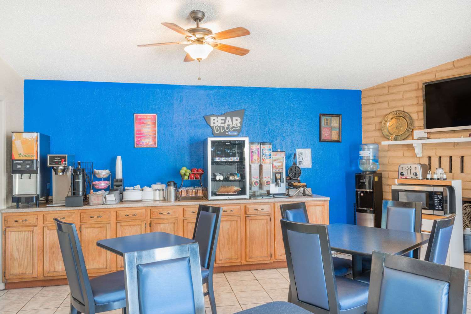 Travelodge By Wyndham Ruidoso 15/24