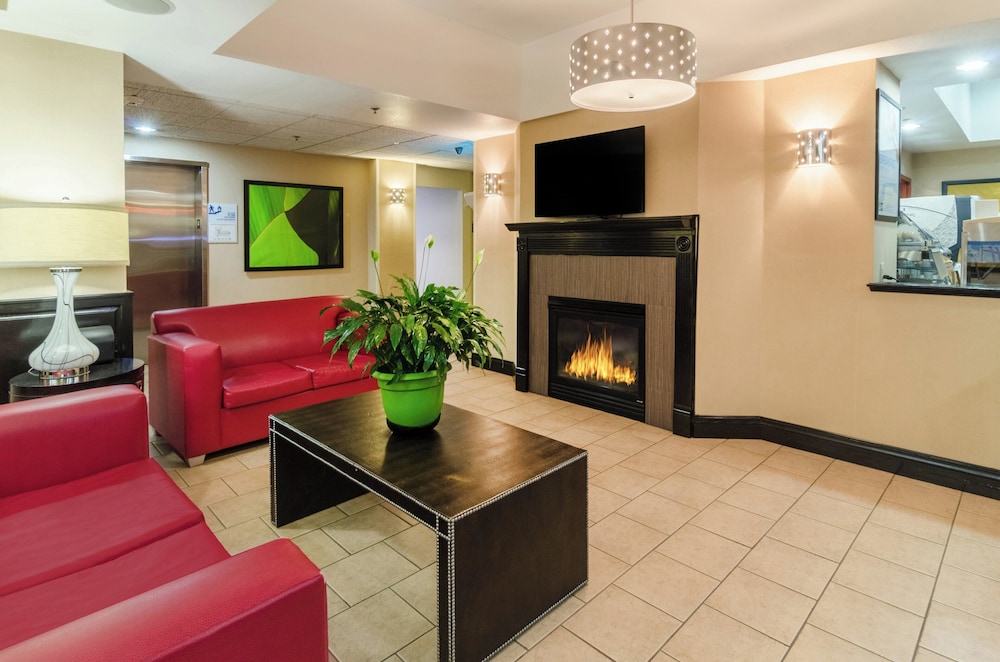 Holiday Inn Express Hotel And Suites Vinita 48/63