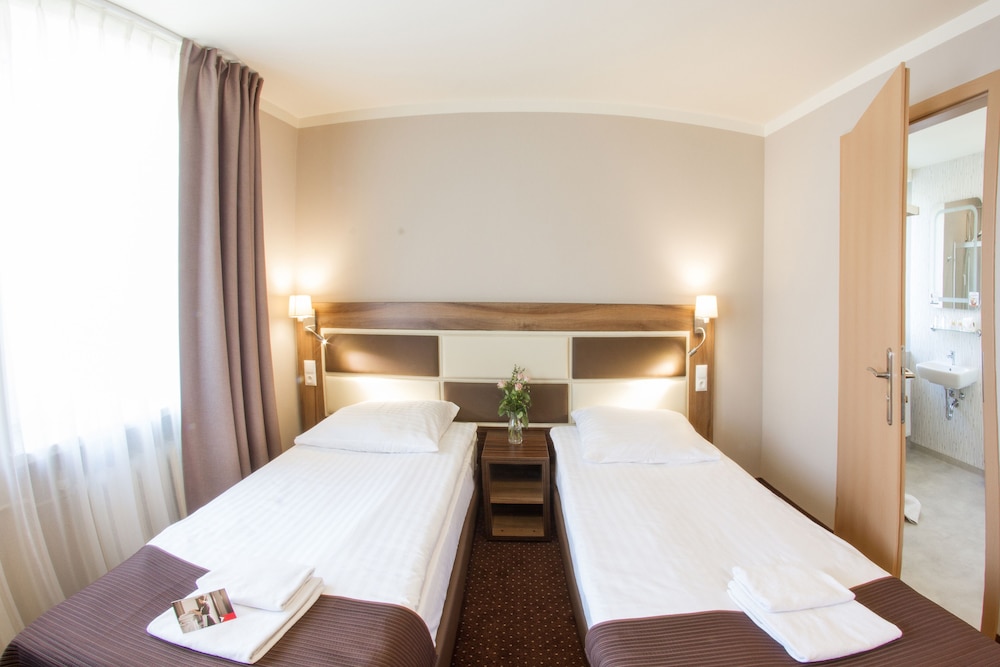 Hotel Diament Zabrze 25/66