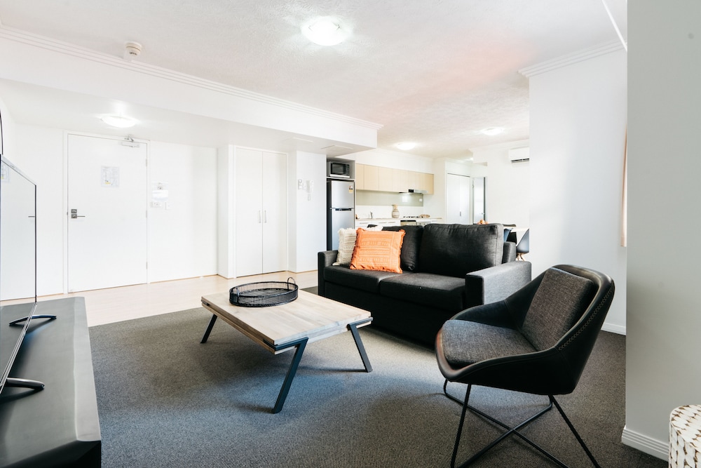 Gabba Central Apartments 49/80