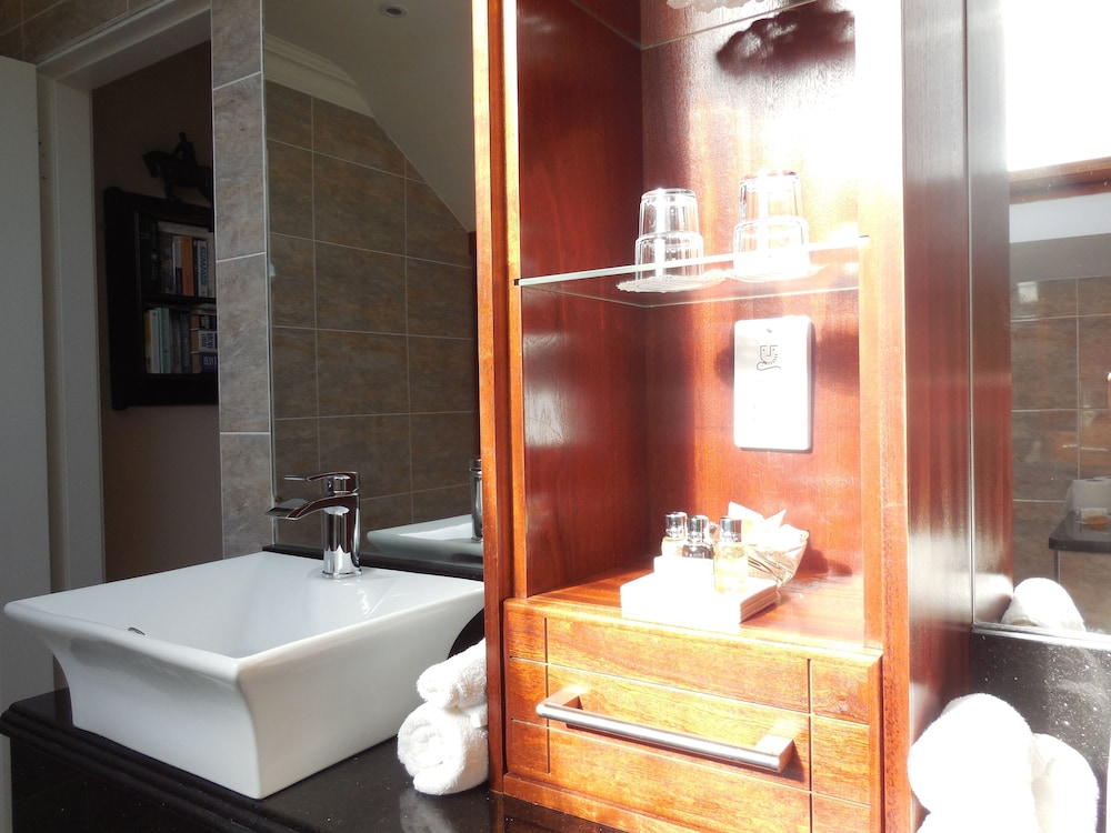 Crystal Springs B&B 60/61