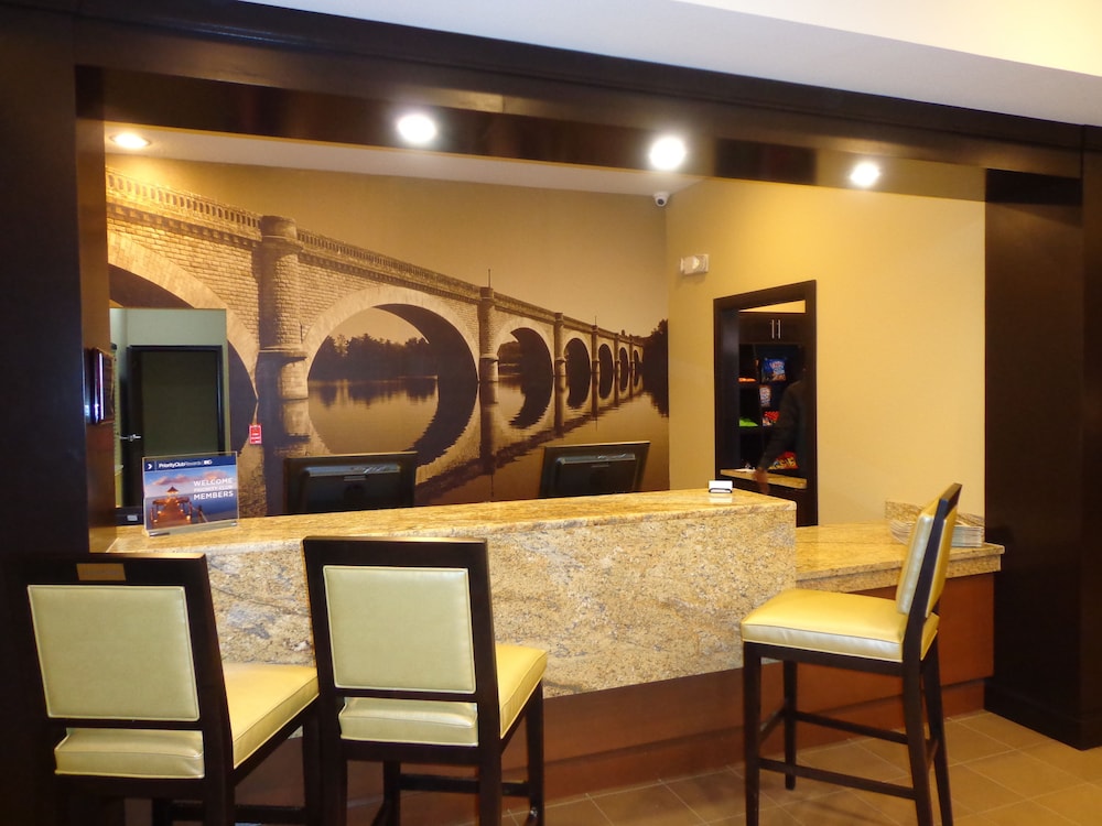 Staybridge Suites Longview 10/78