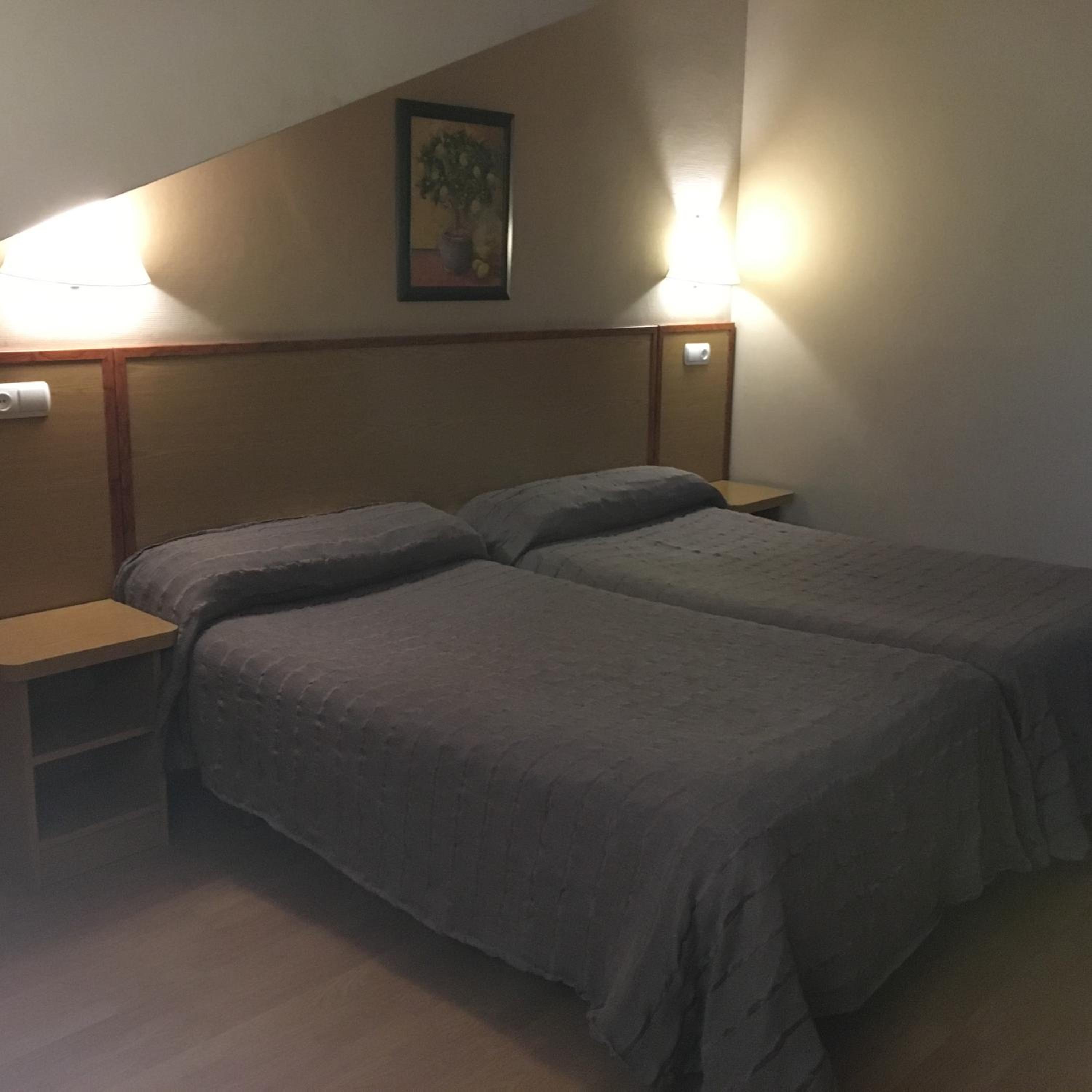Hotel Avenida Leganes 4/14