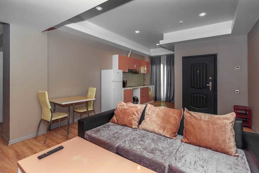 Hotel Diplomat Suites 32/44