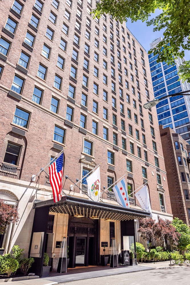 The Chicago Hotel Collection Ambassador Gold Coast 6/57