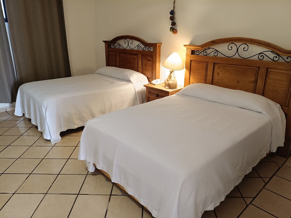 Hacienda Bugambilias 29/71