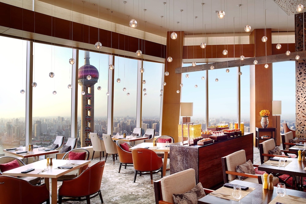 The Ritz Carlton Shanghai Pudong 51/68