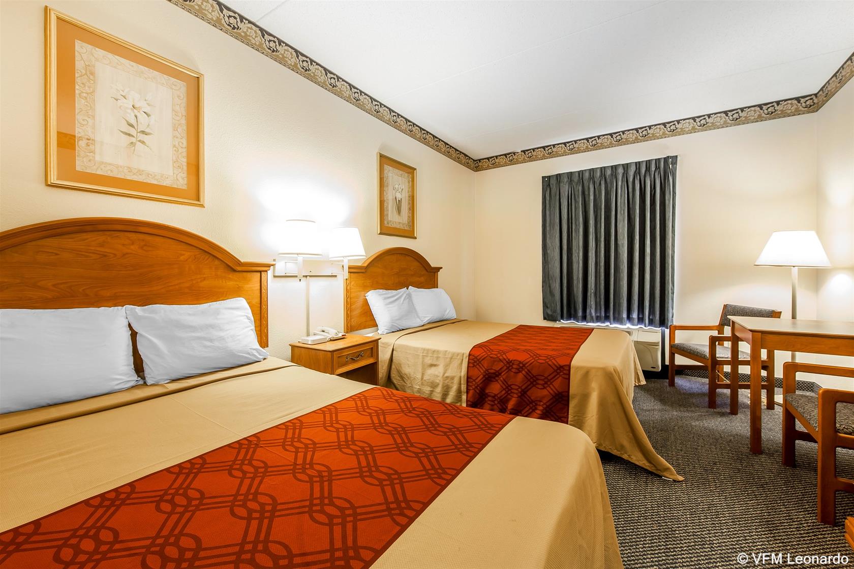 Econo Lodge Lookout Mountain 23/63