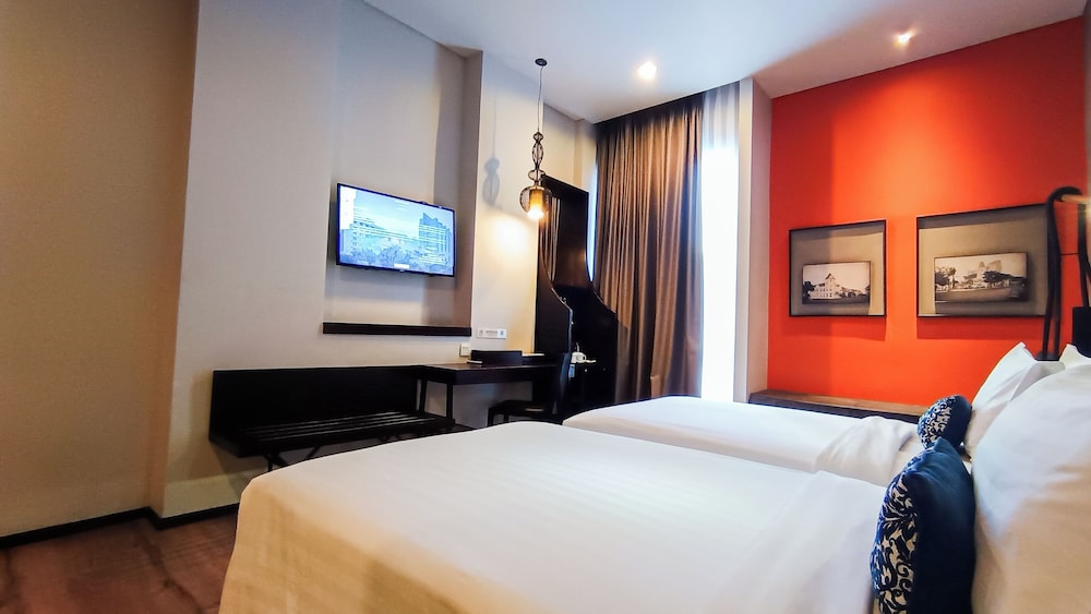 IDEAL, LUXURY, FAMILY, PRIVILEGE, TWIN BEDS