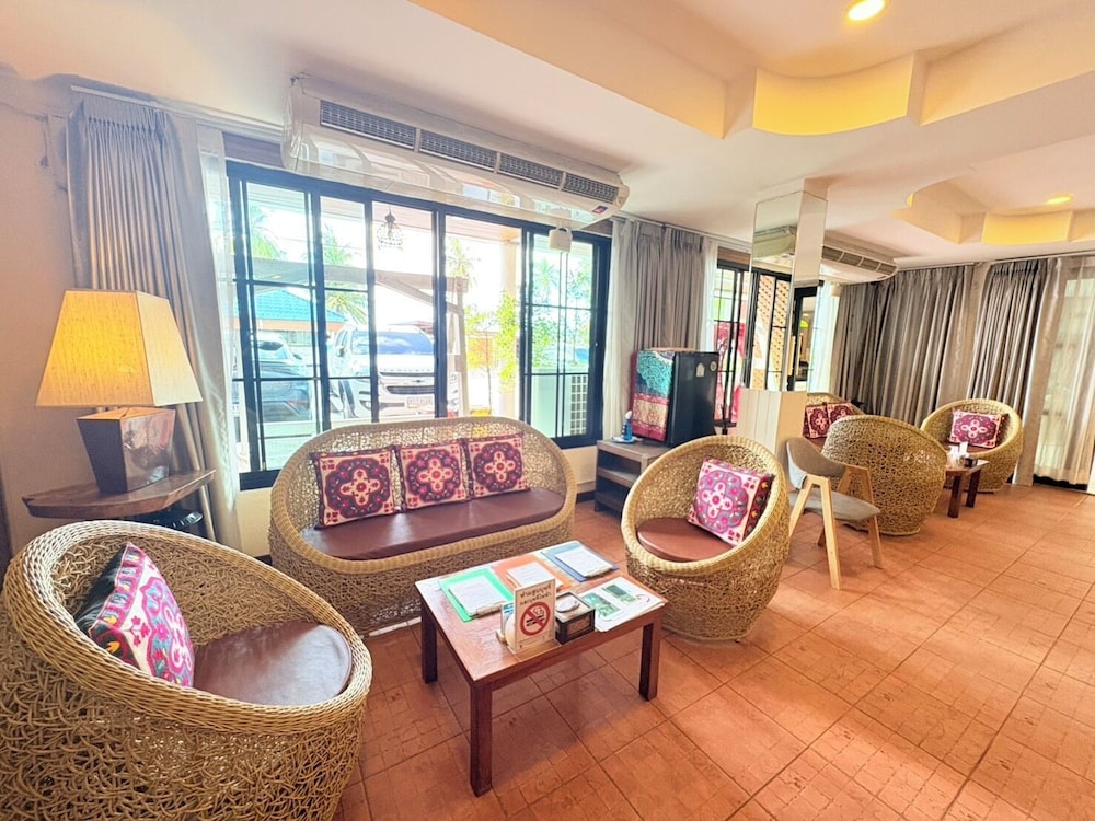 Talay Sai Hotel At Thung Wua Laen 50/76