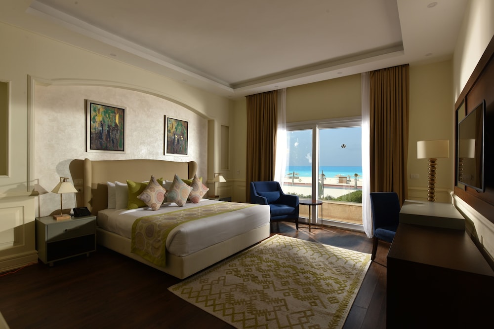 Tolip Hotel North Coast 52/77