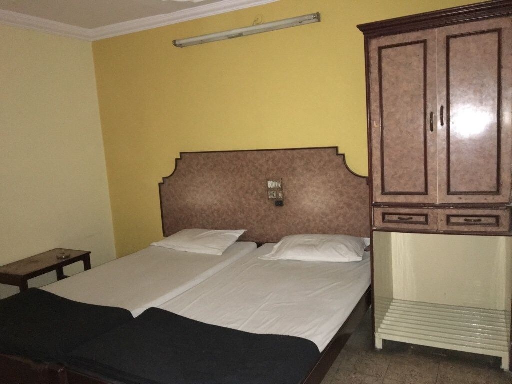 STANDARD, DOUBLE BED