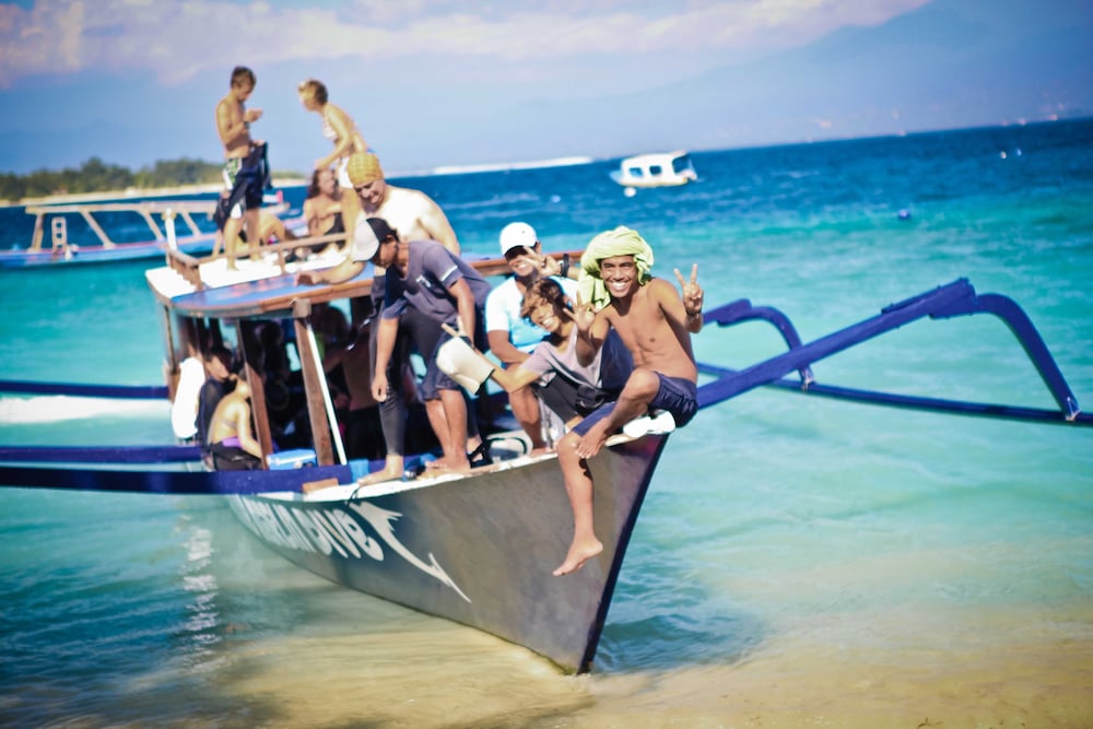 Blue Marlin Trawangan 37/43