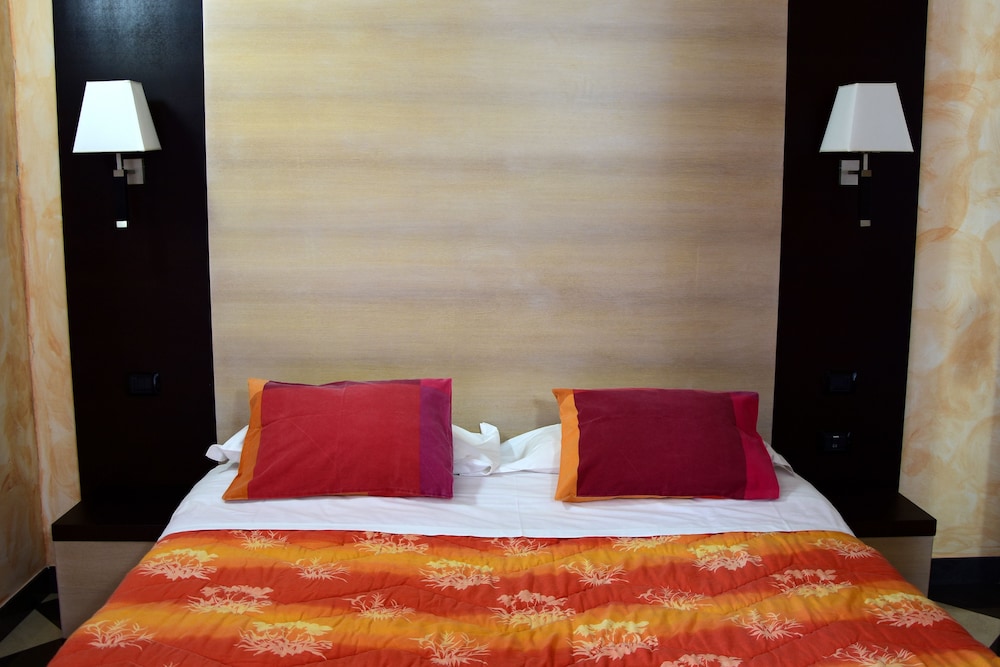 ECONOMY, DOUBLE BED