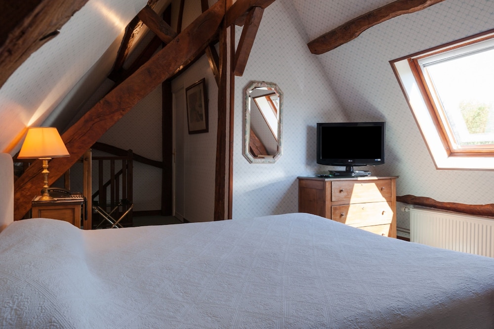 CHATEAU DU LANDEL 8/66