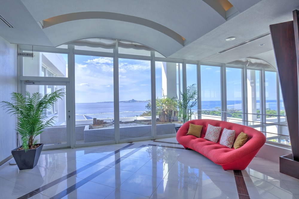 Royal View Hotel Churaumi 27/42
