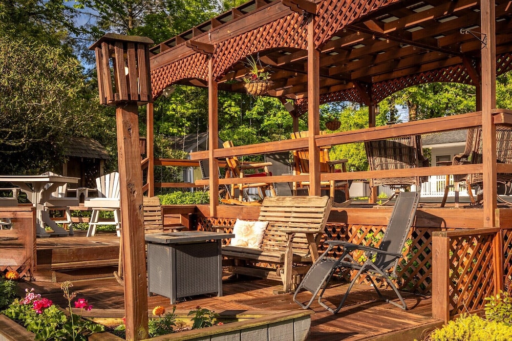 Azalea Garden Inn 33/50