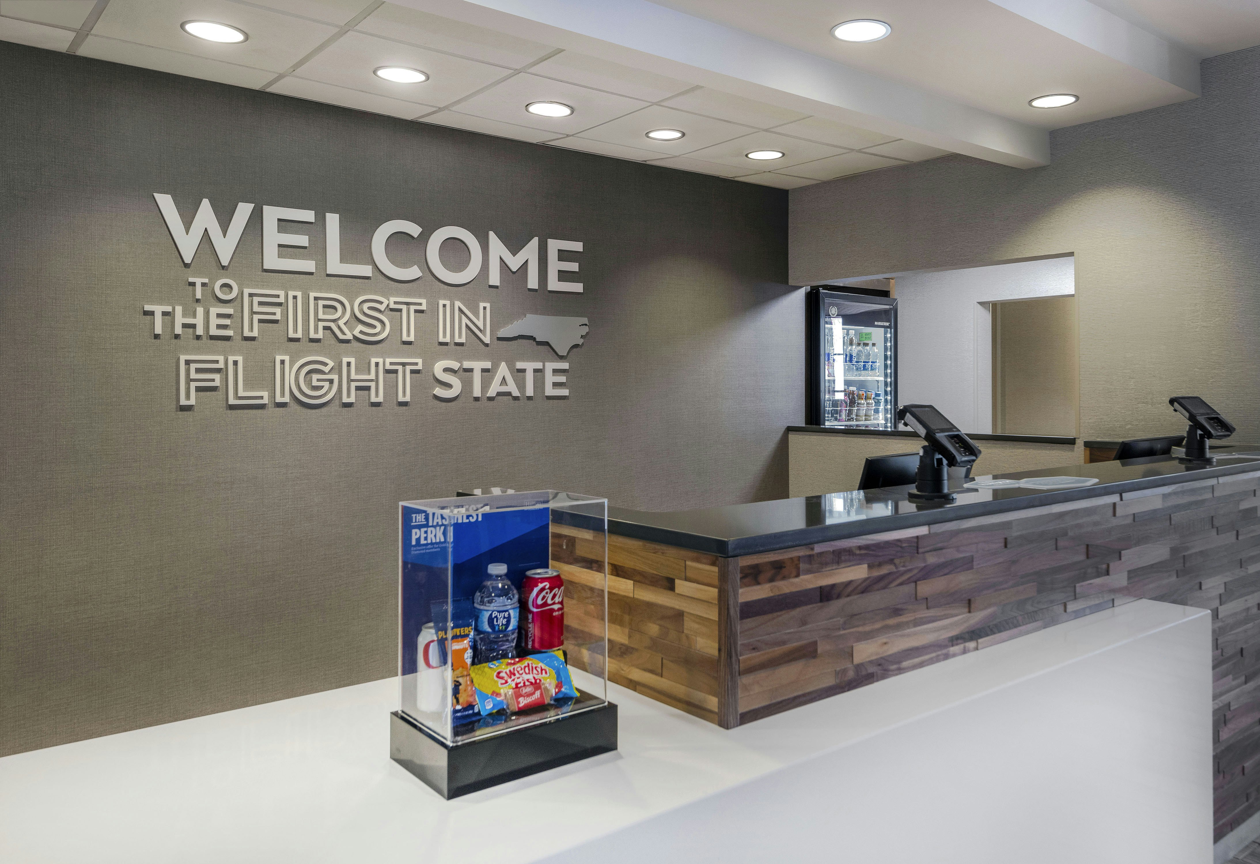 Hampton Inn & Suites Burlington NC 4/66