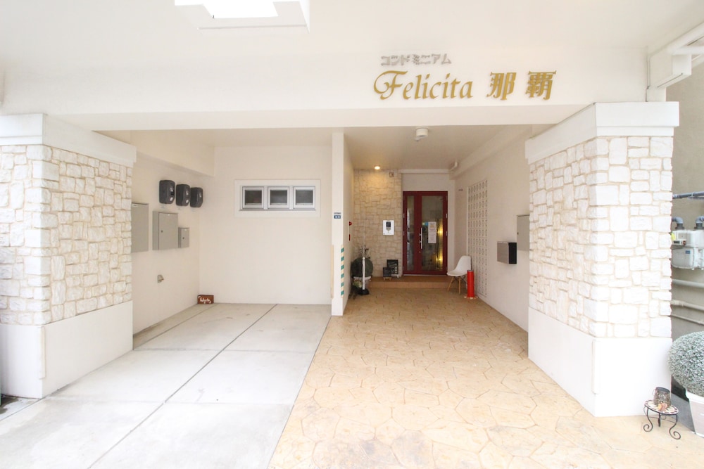 Condominium Felicita Naha 7/40