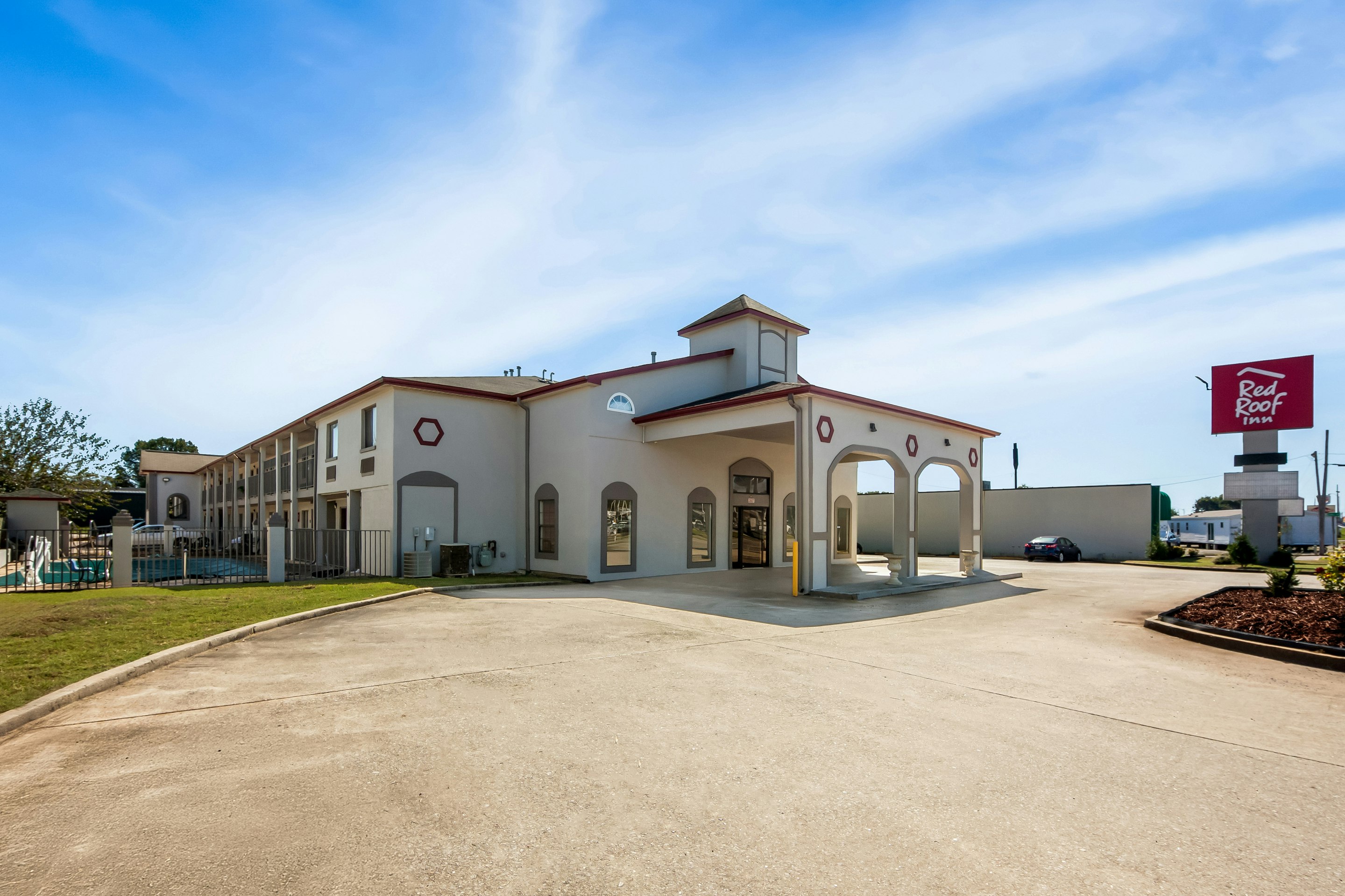 RED ROOF INN MUSCLE SHOALS 25/29