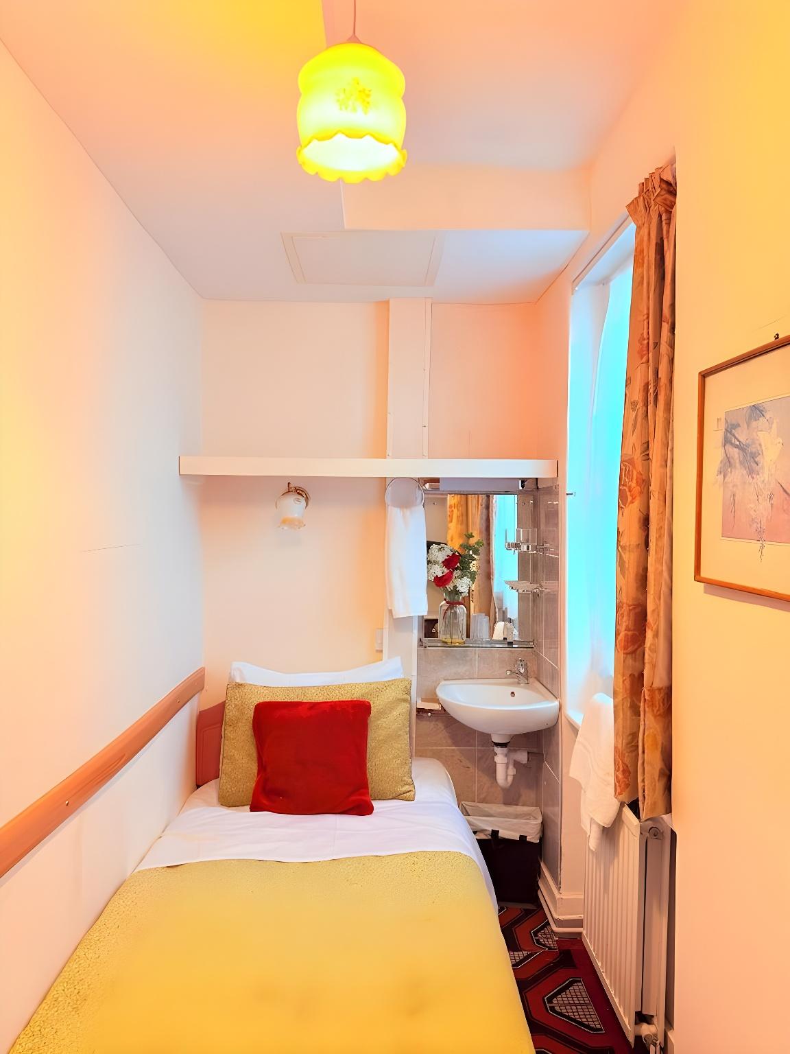 Albro House Hotel 15/32