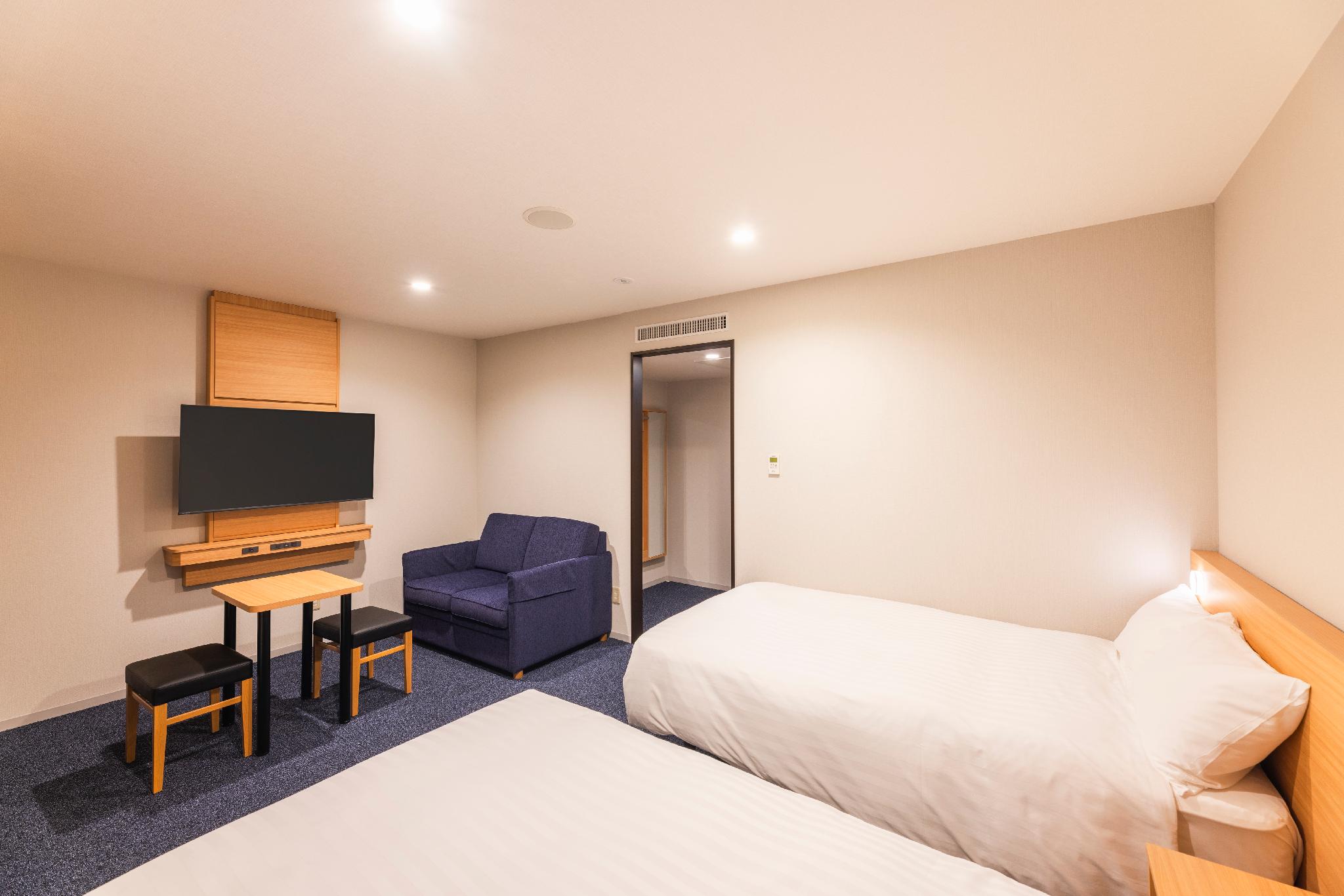 Select, Deluxe, Twin Beds, with View