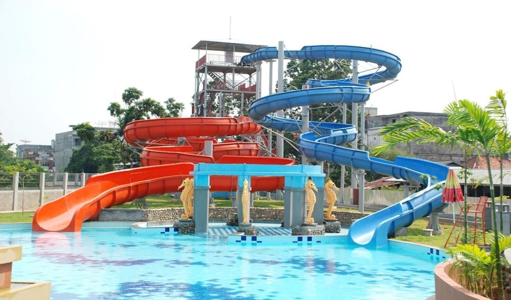 Abadi Suite Hotel and Tower 25/27