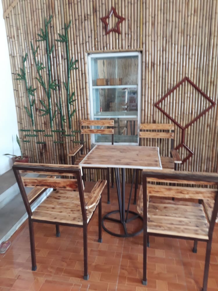 Tamcoc White Swan Hostel 39/48