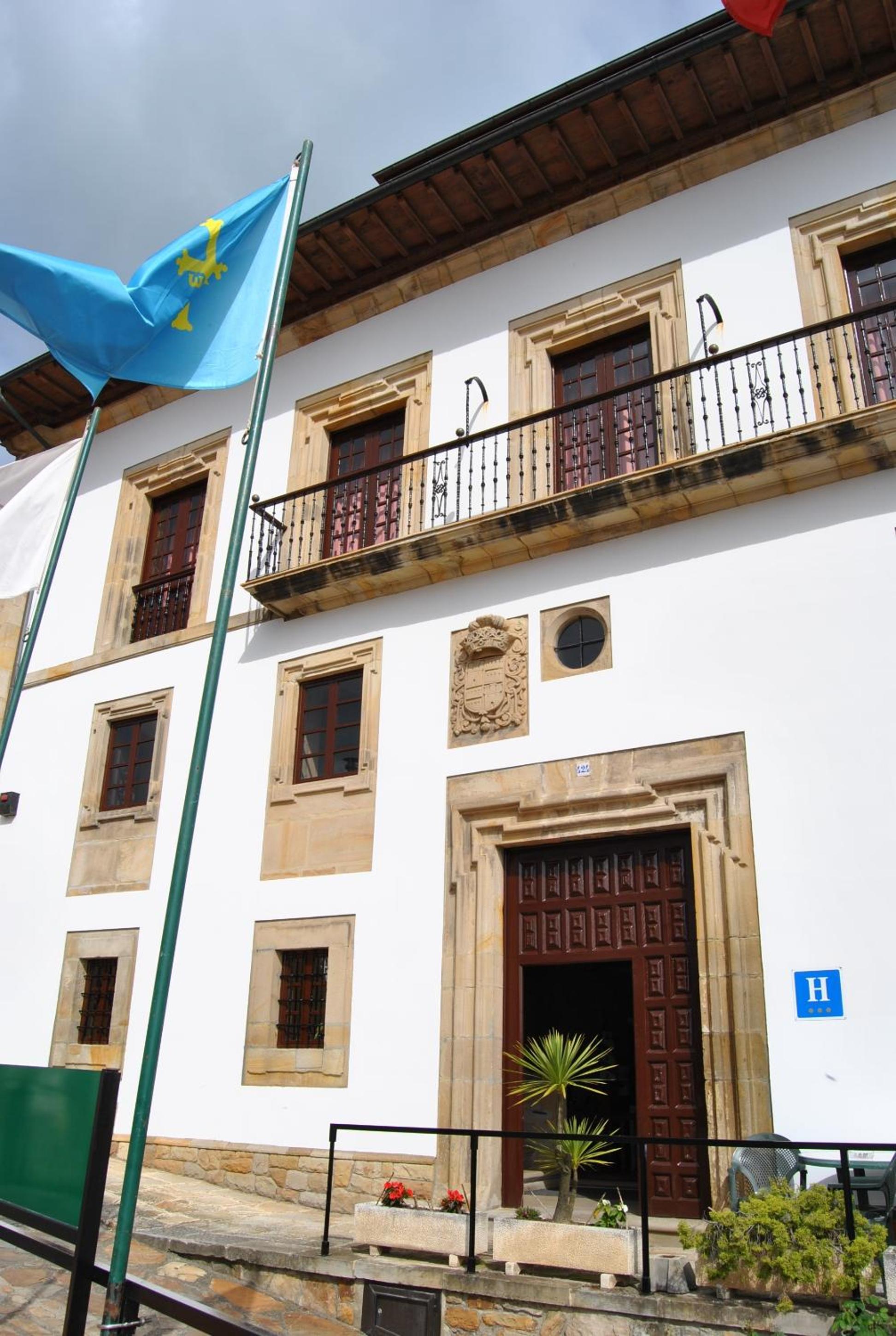 Palacio De Los Vallados 2/54