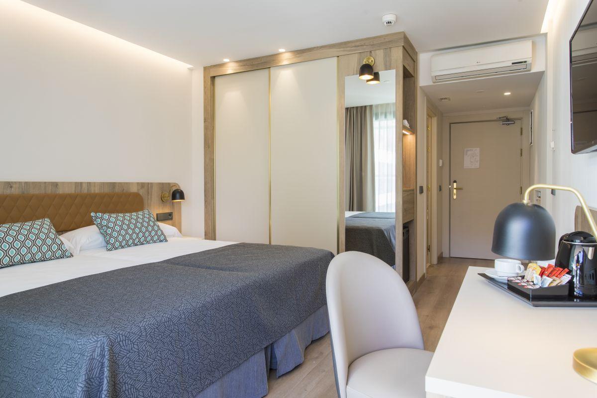 Standard, Double Bed, Balcony or Terrace