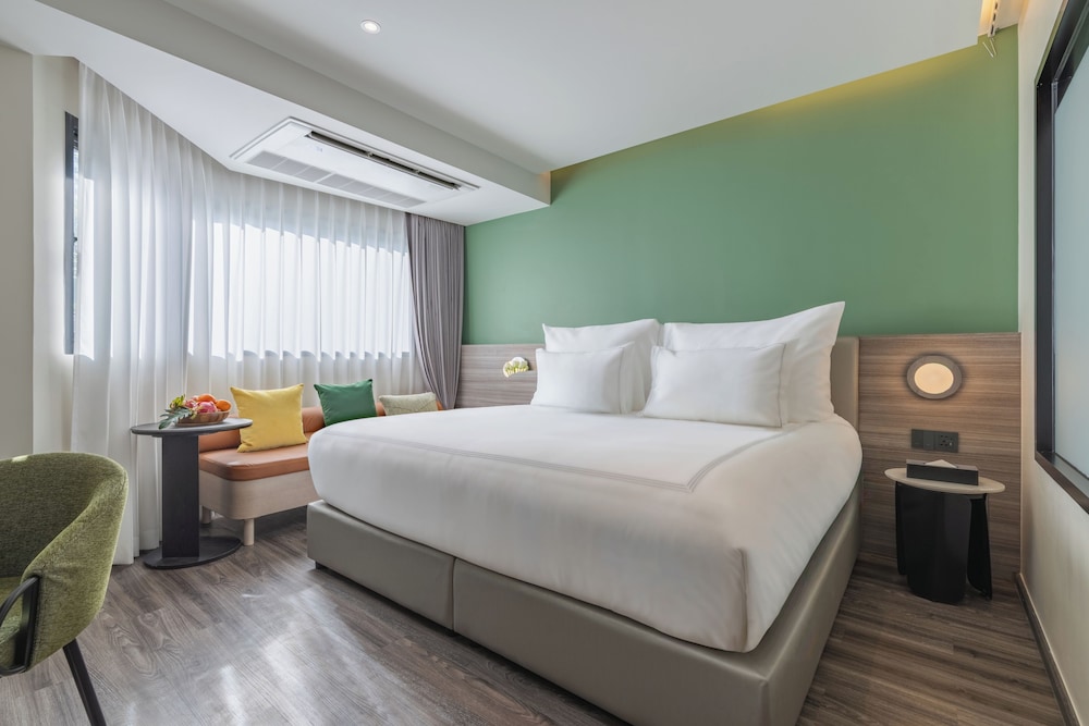 The Akyra Bangkok 11 13/30