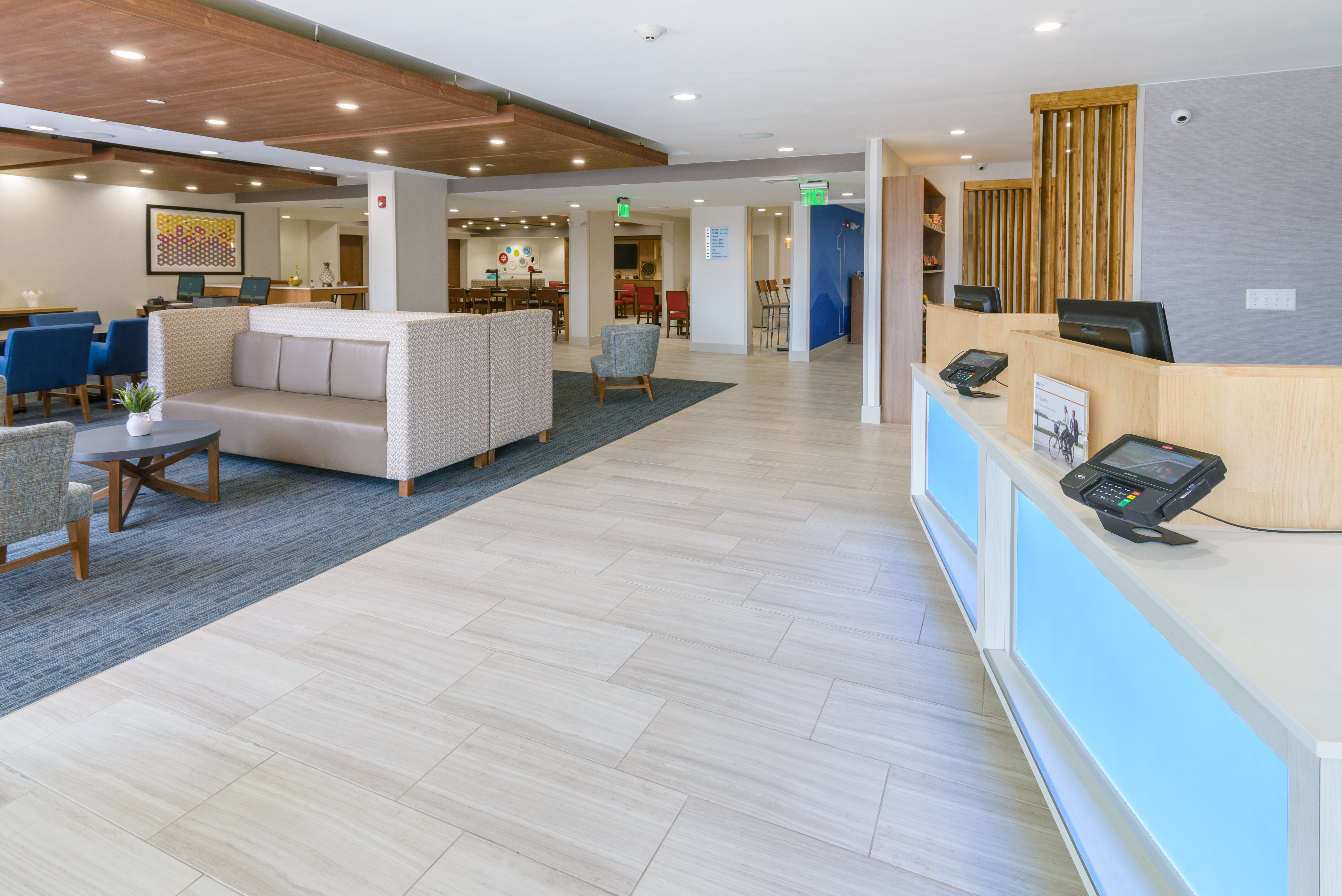 Holiday Inn Express Southington 5/61
