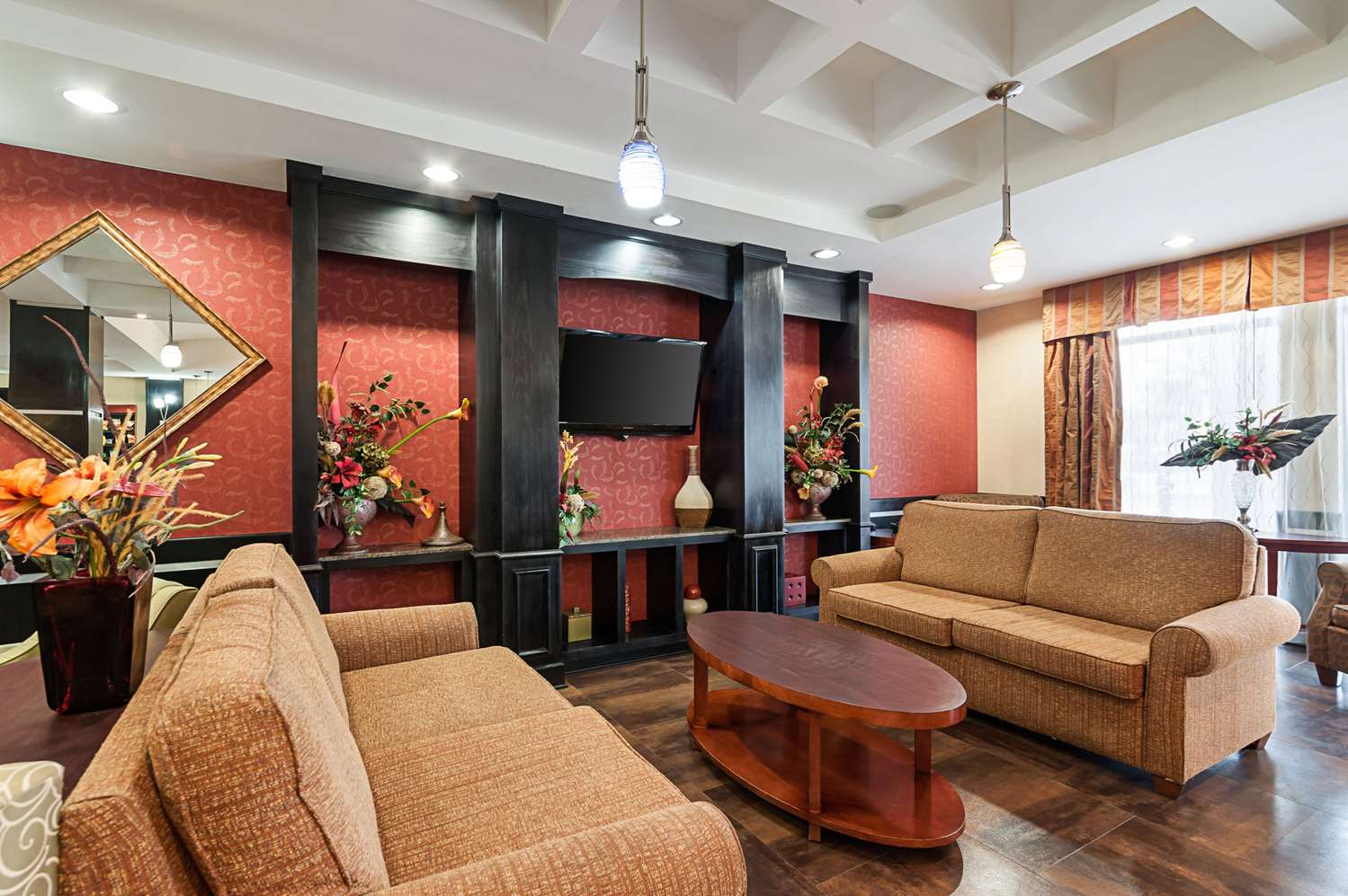 Comfort Suites Sulphur 28/56