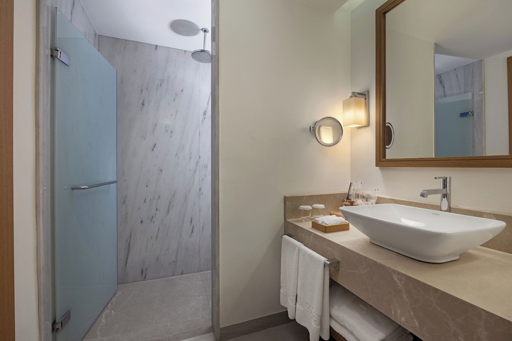 Titanic Luxury Collection Bodrum 74/74