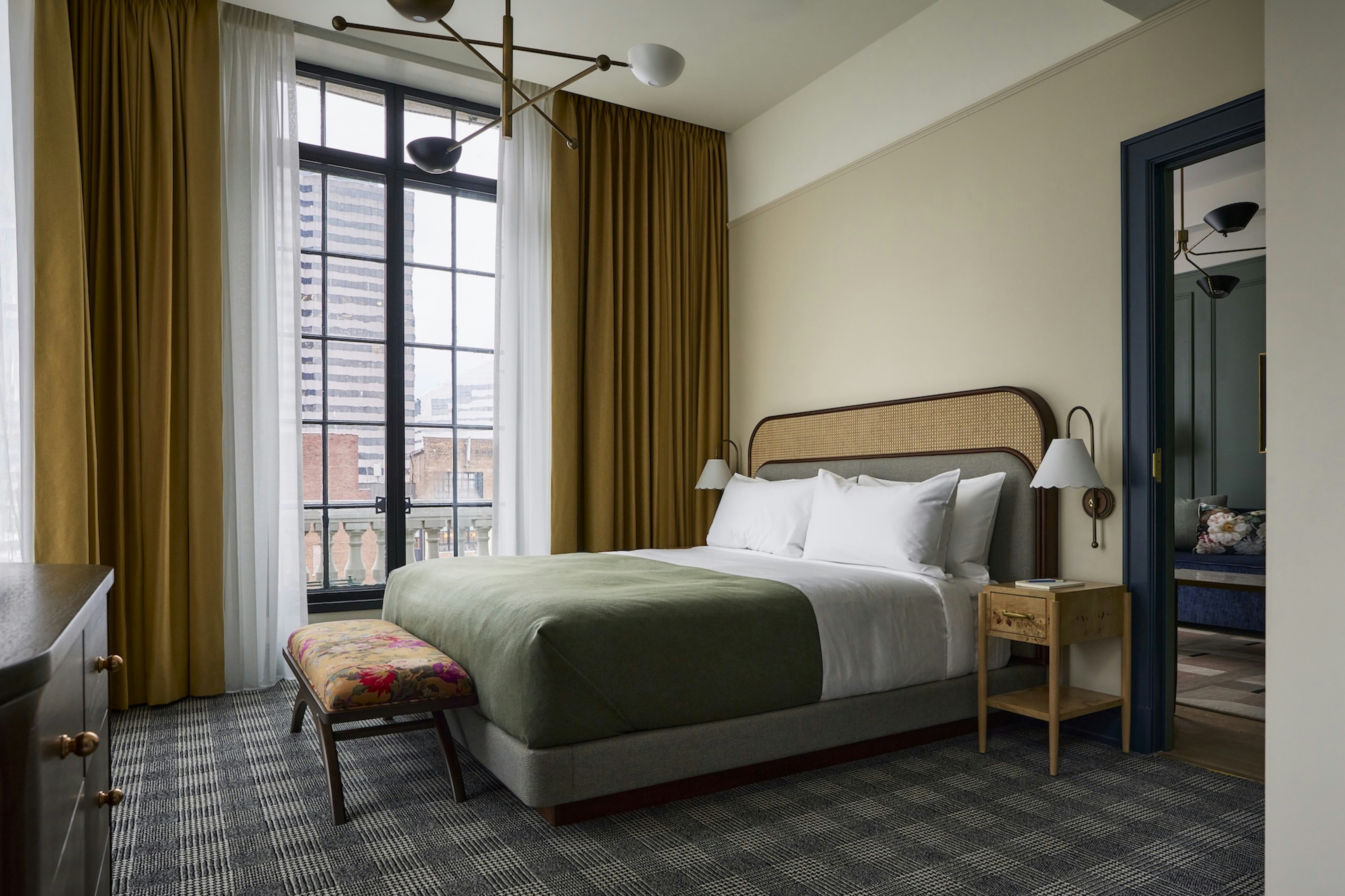 Cincinnati's Fidelity Hotel 12/50