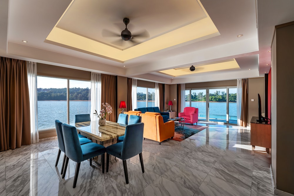 Lexis Hibiscus Port Dickson 33/48