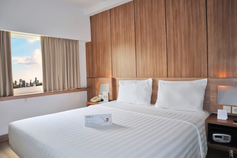 Whiz Hotel Cikini 28/62