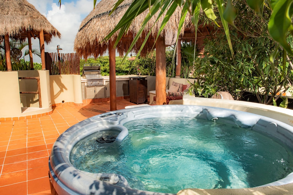 Maya Villa Condo Hotel Beach Club 29/49